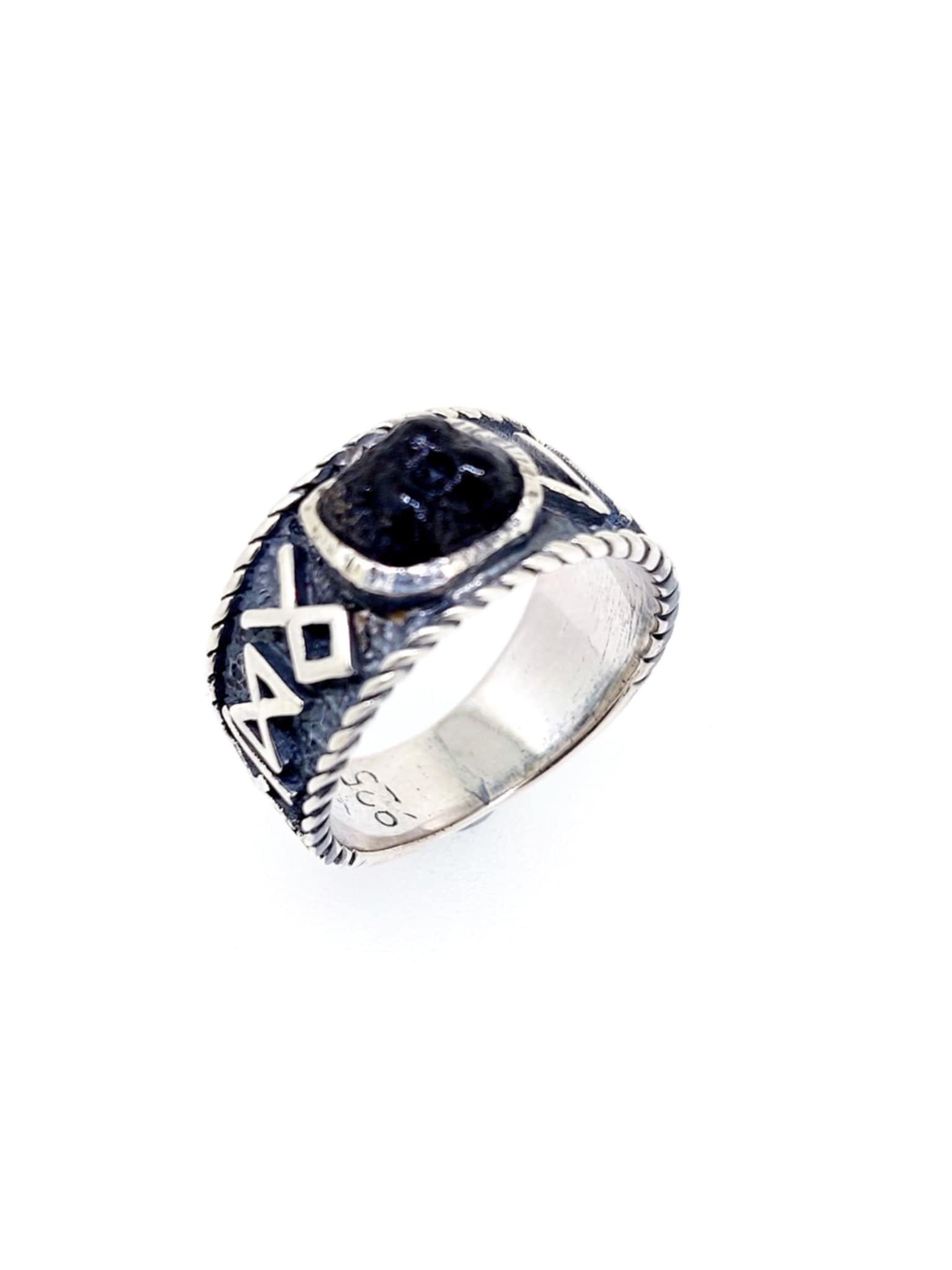 Runes lava ring