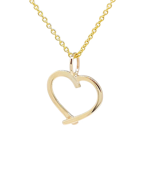 golden heart,hannað og smiðað á Islandi af Montoro Gullsmiði.