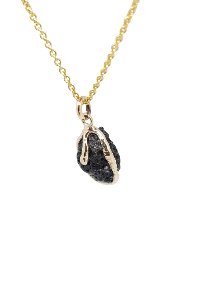 Surtsey gold necklace
