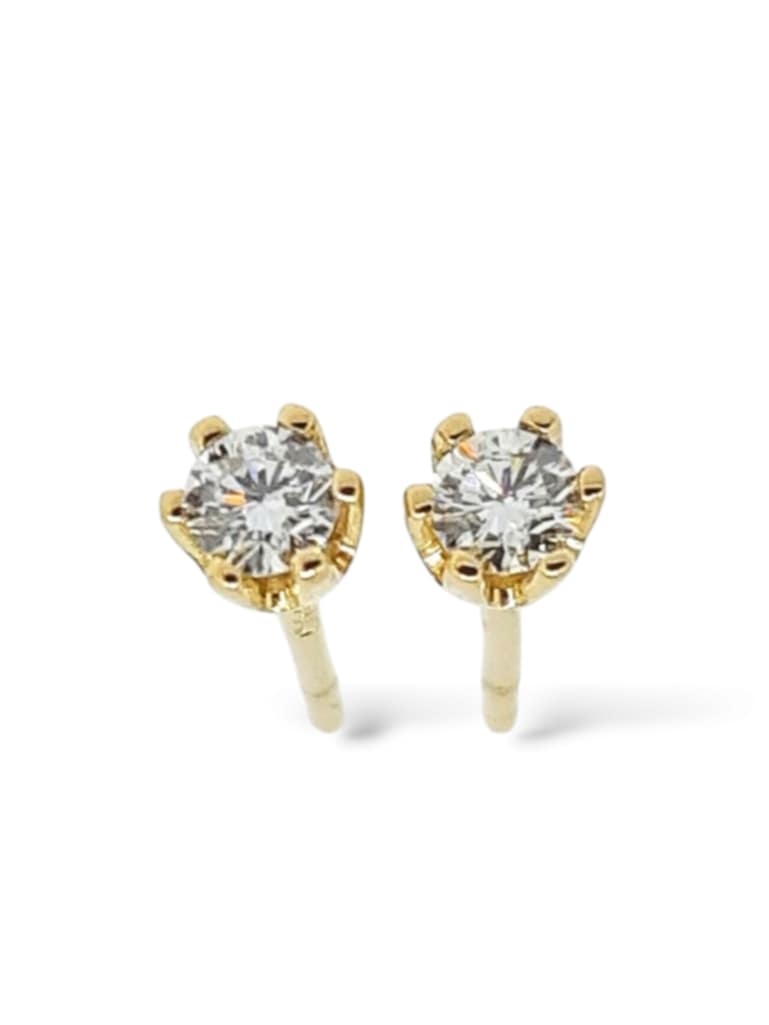 Diamond earrings ,hannað og smiðað á Islandi af Montoro Gullsmiði.
