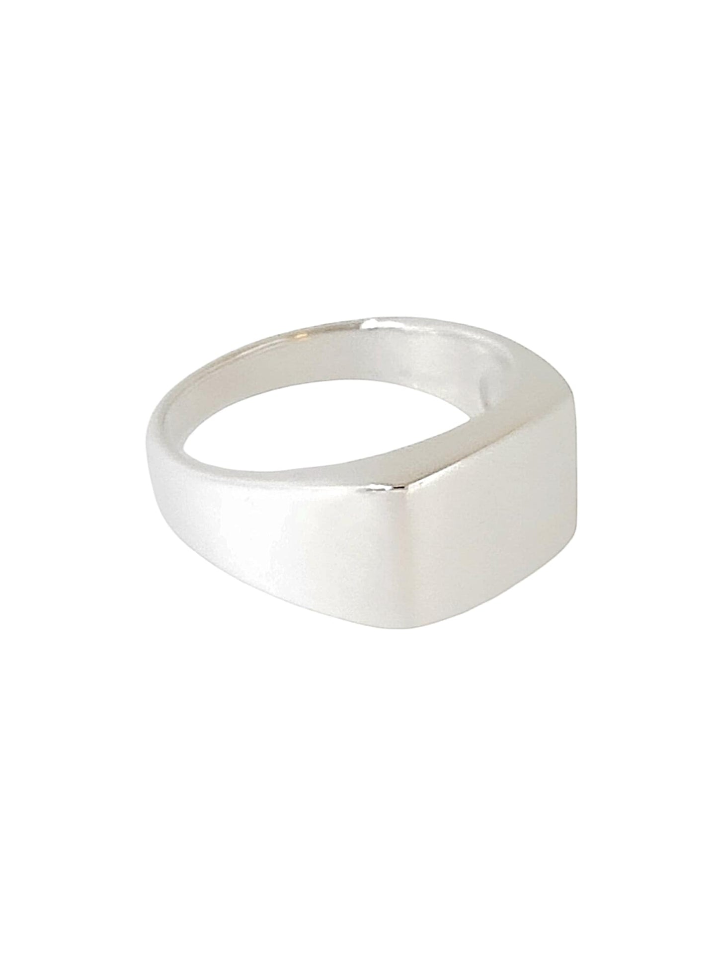 Shiny silver ring