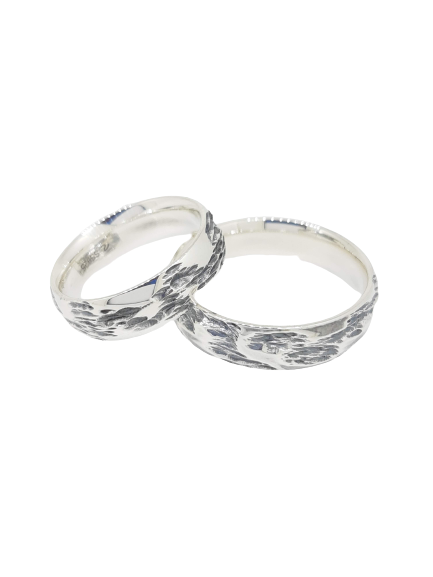Engagement rings,,hannað og smiðað á Islandi af Montoro Gullsmiði.